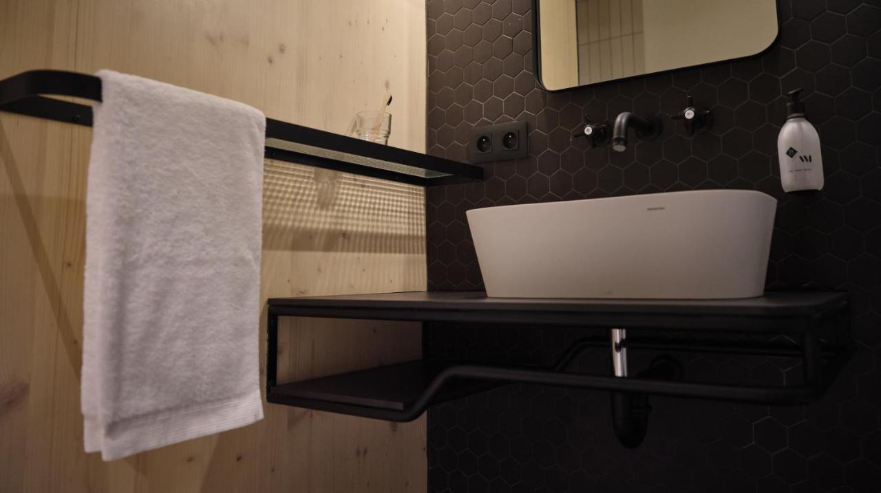 Bercail Hotel Wambrechies Eksteriør billede