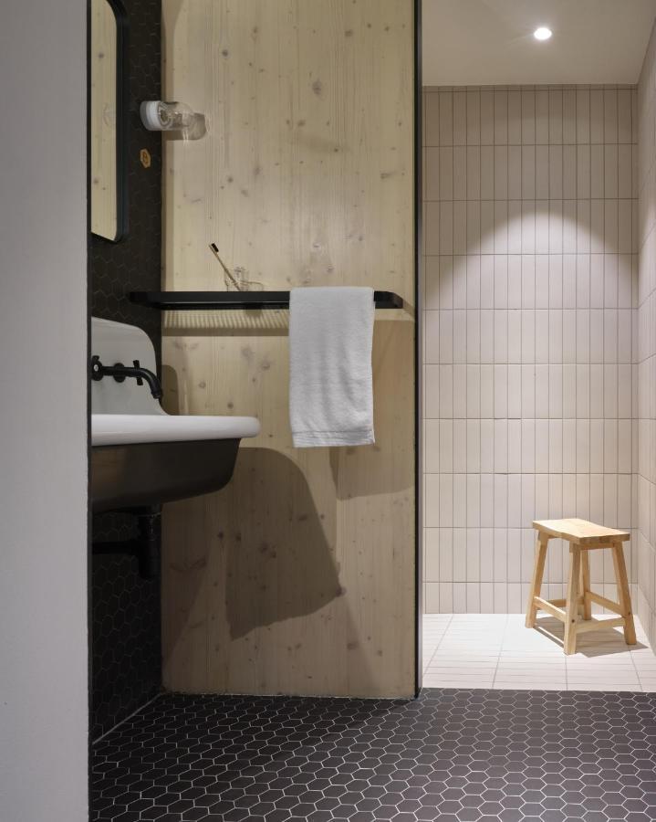 Bercail Hotel Wambrechies Eksteriør billede